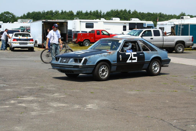 Illustration for article titled The 24 Hours Of LeMons New England 2009 Über Gallery, Part 2